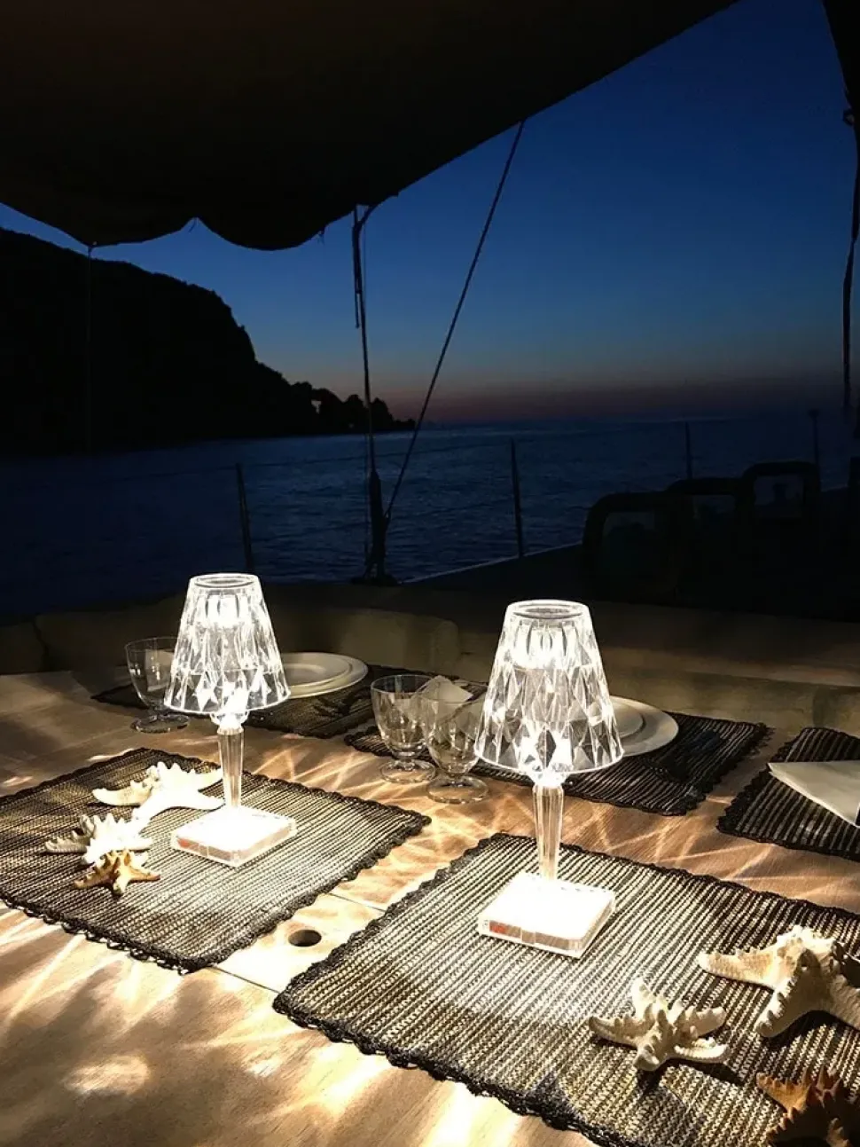 Lampada da tavolo stile Design Battery Kartell scontato