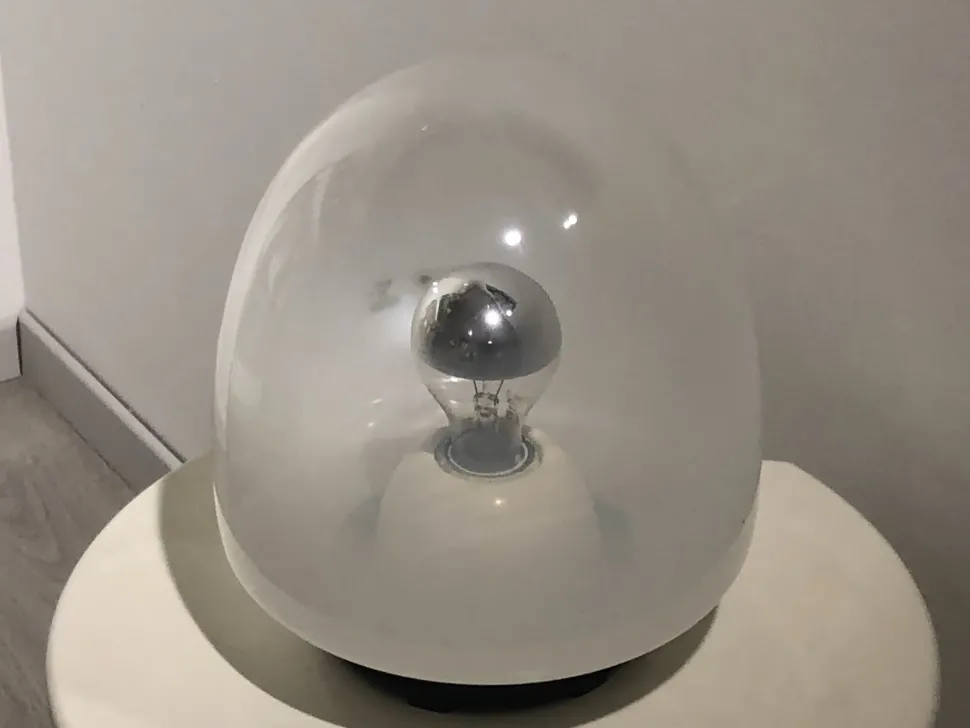 Lampada da tavolo stile Moderno Mid-century Leucos a prezzi convenienti