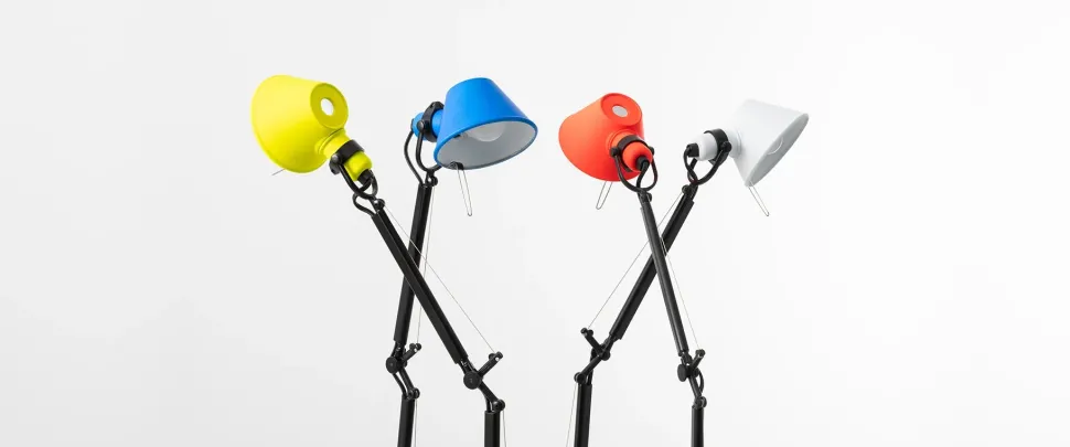 Lampada da tavolo Tolomeo micro bicolor Artemide con un ribasso esclusivo