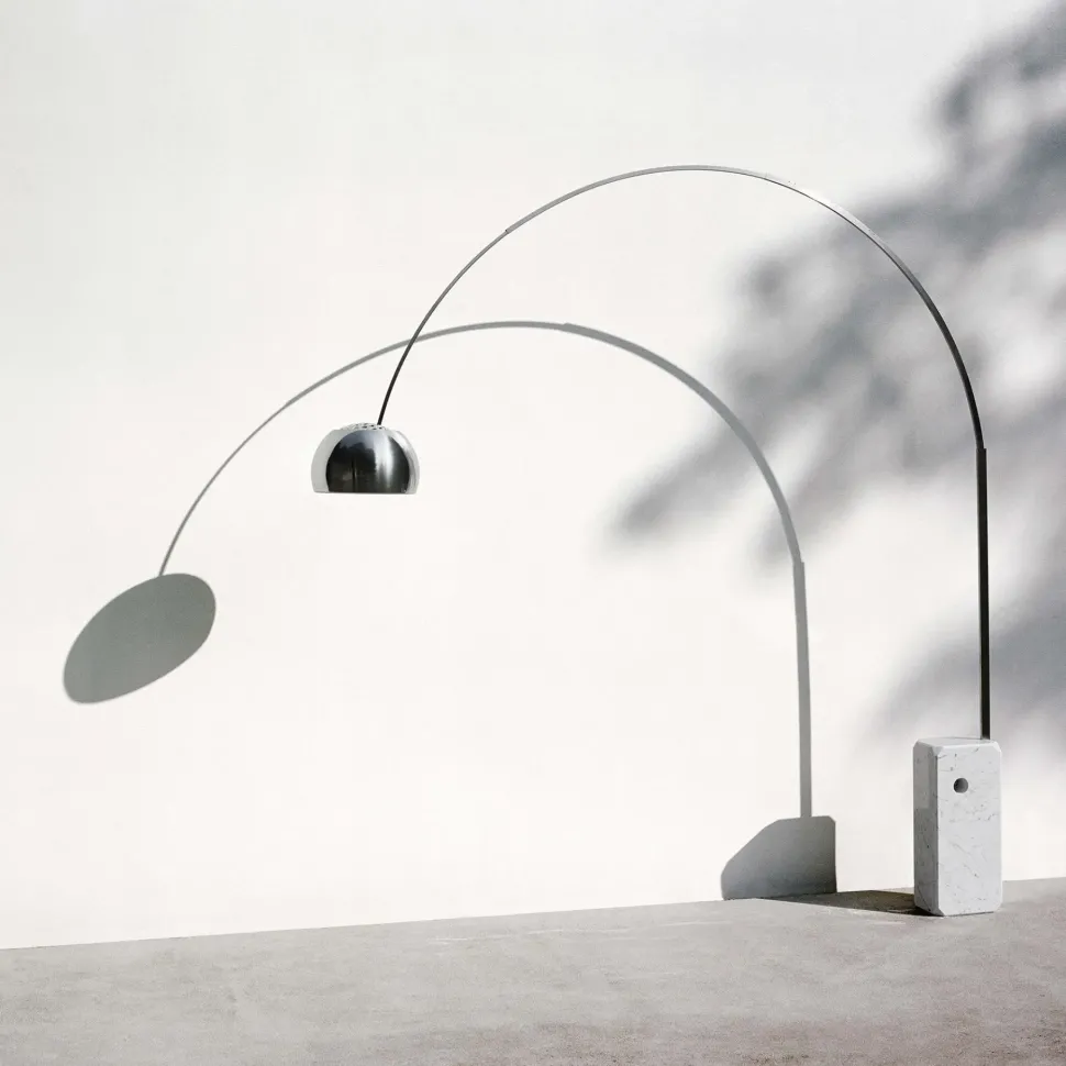 Lampada da terra Arco led Flos in Offerta Outlet