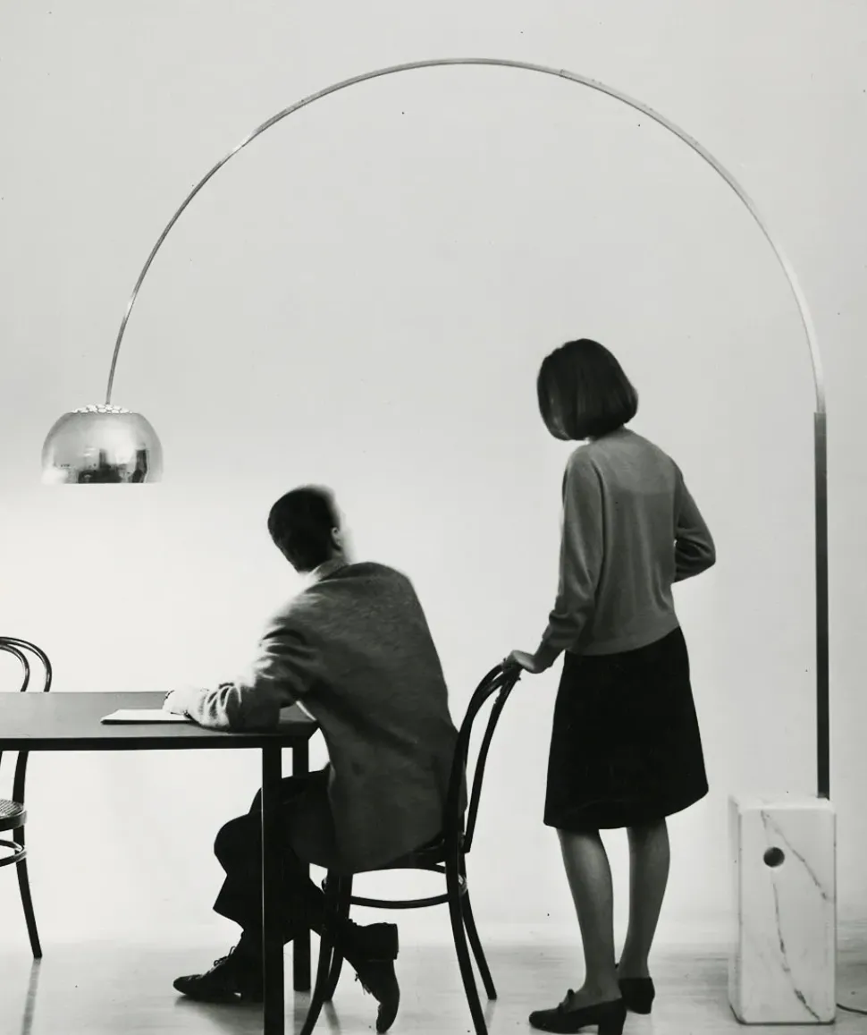 Lampada da terra Arco led Flos in Offerta Outlet