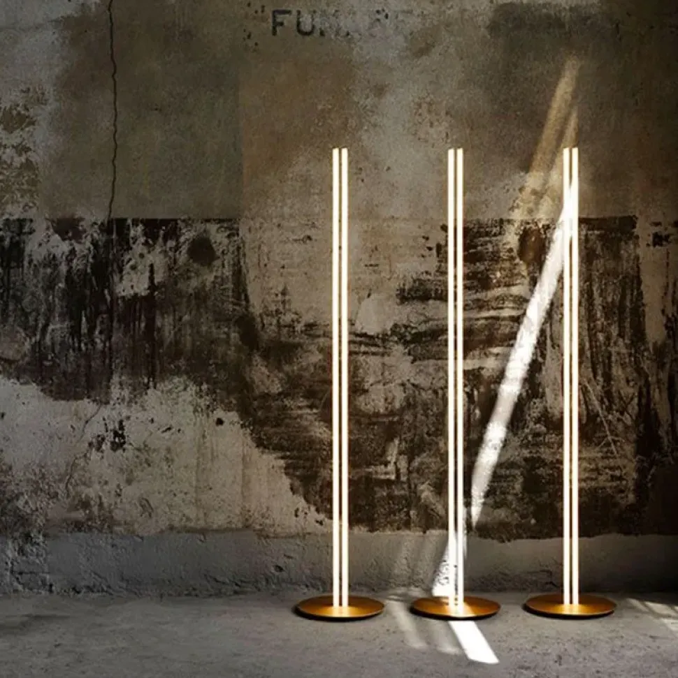 Lampada da terra Coordinates floor Flos a prezzo scontato