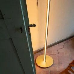 Lampada da terra Coordinates floor Flos a prezzo scontato