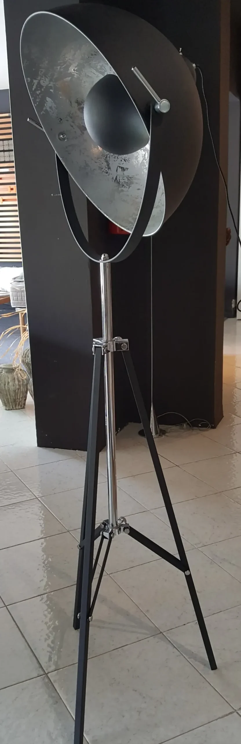 Lampada da terra Costanza Stones a prezzo Outlet