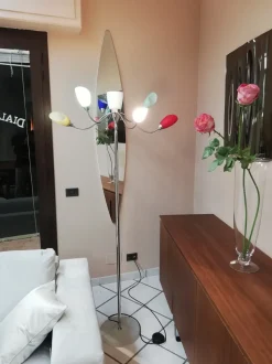 Lampada da terra I tre Poli po Altri colori a prezzi outlet