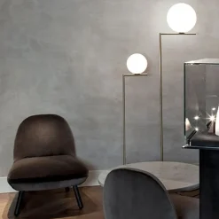 Lampada da terra Ic f2 floor Flos a prezzo Outlet