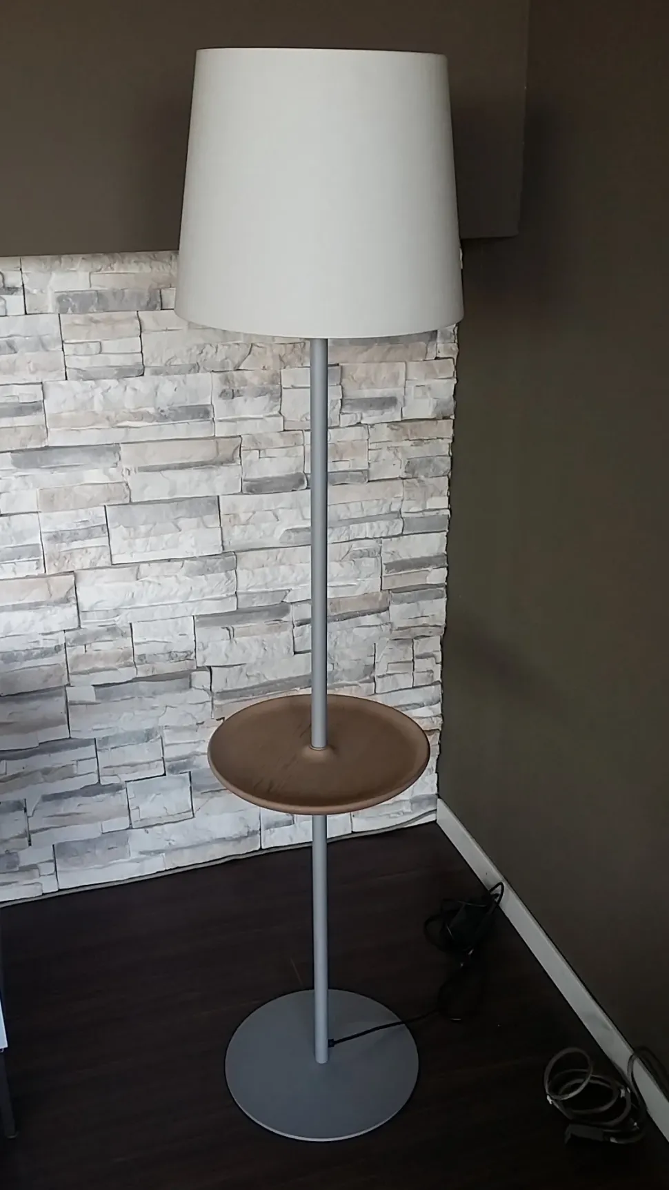 Lampada da terra Interni Luce carlotta rovere con SCONTO 48%