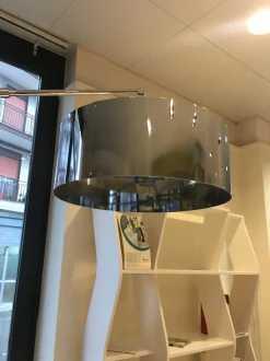 Lampada da terra Leonardo Inda a prezzo scontato