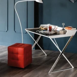 Lampada da terra Little flag Cattelan italia con un ribasso esclusivo