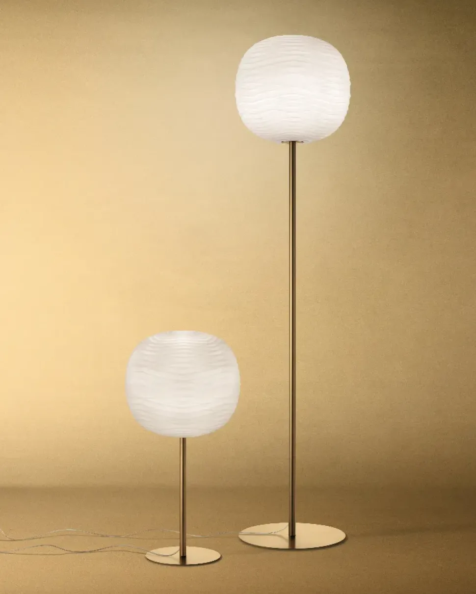 Lampada da terra stile Design Gem Foscarini in offerta