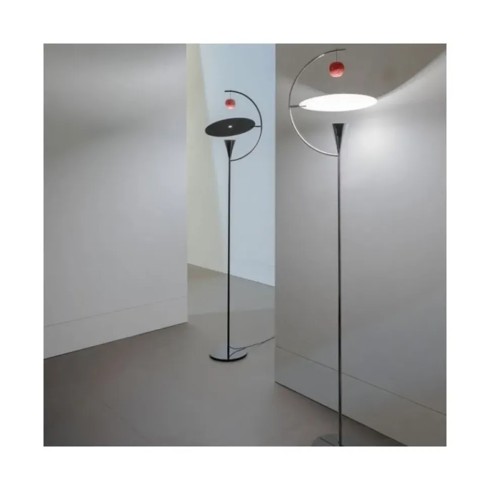 Lampada da terra stile Design Newton floor Nemo con forte sconto