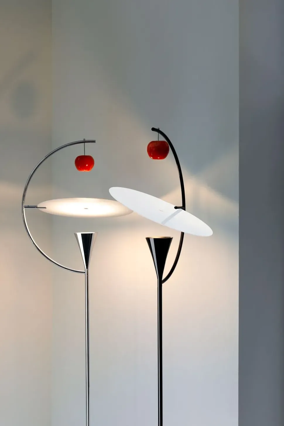 Lampada da terra stile Design Newton floor Nemo con forte sconto