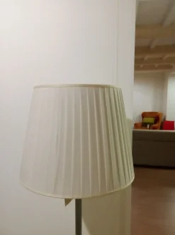Lampada da terra stile Moderno Carlotta Zilio scontato
