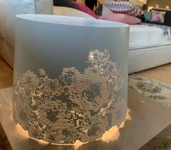 Lampada da terra Tavolino luminoso central park Karman con un ribasso esclusivo