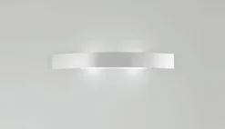 Lampada Riga Fontana Arte a prezzo scontato. Una scelta di stile per l'architetto.