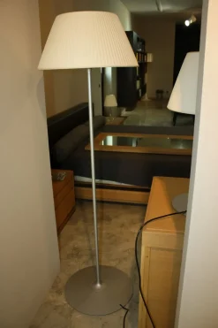 Lampada Romeo soft floor Flos in OFFERTA OUTLET