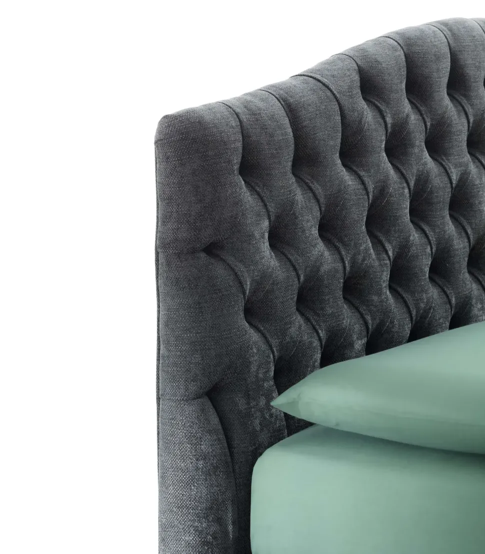 Letto classico con giroletto Renoir Le comfort a prezzo ribassato