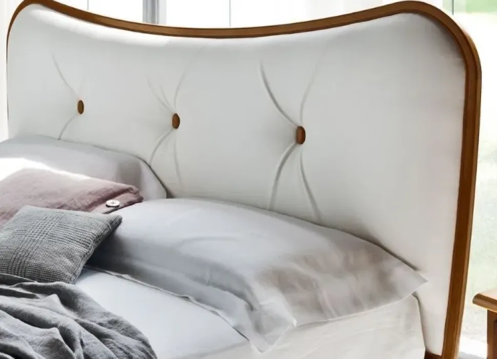 Letto classico con giroletto Nuvola Le fablier a prezzo scontato