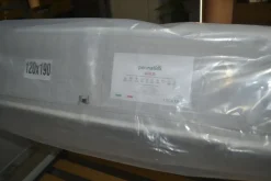 Letto classico con pediera Licia Arcadia by colombini a prezzo ribassato