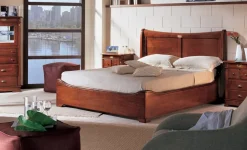 Letto classico Modello quadrifogli Artigianale con un ribasso del 55%