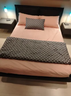 Letto design con contenitore Wiki con contenitore a box V&nice a prezzo scontato