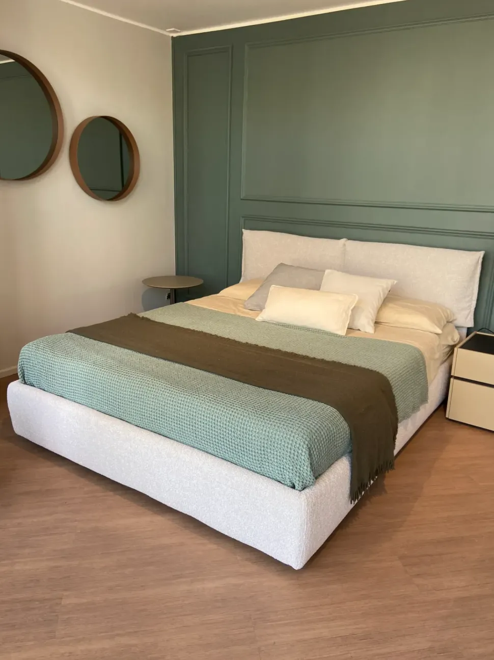 Letto design con contenitore Iorca Bolzan a prezzo scontato