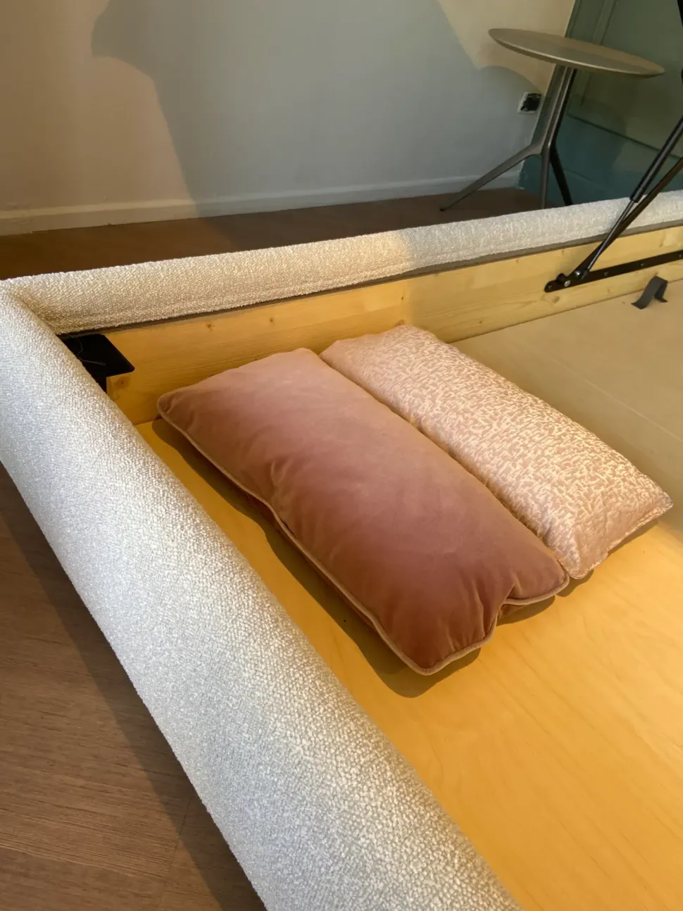 Letto design con contenitore Iorca Bolzan a prezzo scontato