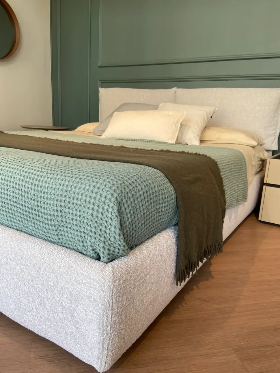 Letto design con contenitore Iorca Bolzan a prezzo scontato