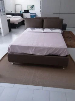 Letto design con contenitore Figi Altrenotti a prezzo ribassato