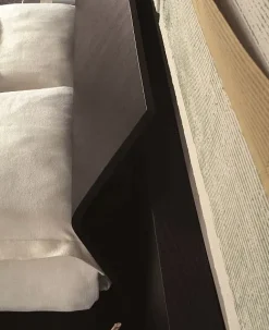 Letto design con gambe Trazo avant Distribuzione grandi marchi a prezzo ribassato