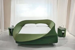 Letto design con giroletto Colletto  Lago a prezzo scontato