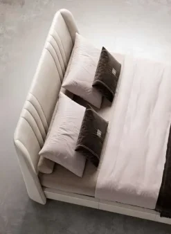 Letto design con giroletto Letto pelle maxi luxury italia Md work a prezzo scontato