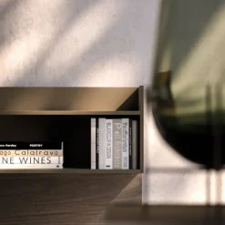 Letto design con piedini giako compongo night 05 Orme a prezzo scontato