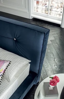 Letto design Kris Artigianale con un ribasso del 34%