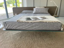 Letto design No-vo quercia Voltan con uno sconto del 20%