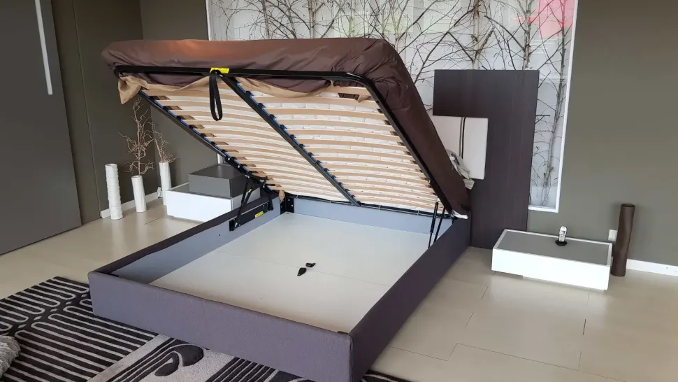 Letto design Tomasella diagonal contenitore Tomasella con un ribasso del 40%