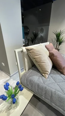 Letto Frame di Samoa scontato del 30%