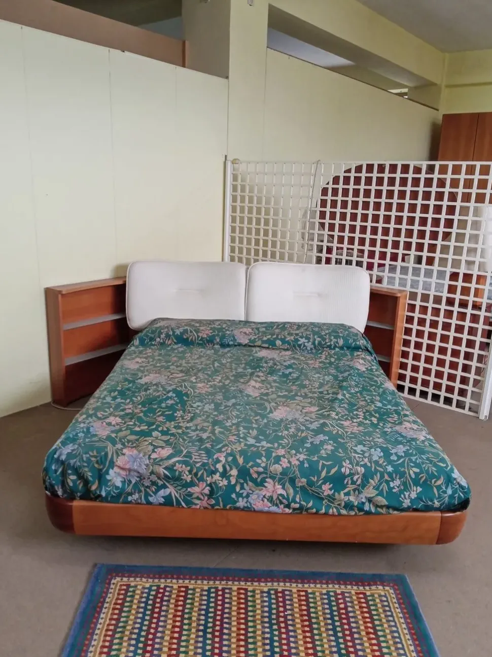 Letto imbottito a scomparsa Letto carillion girevole Feg a prezzo ribassato