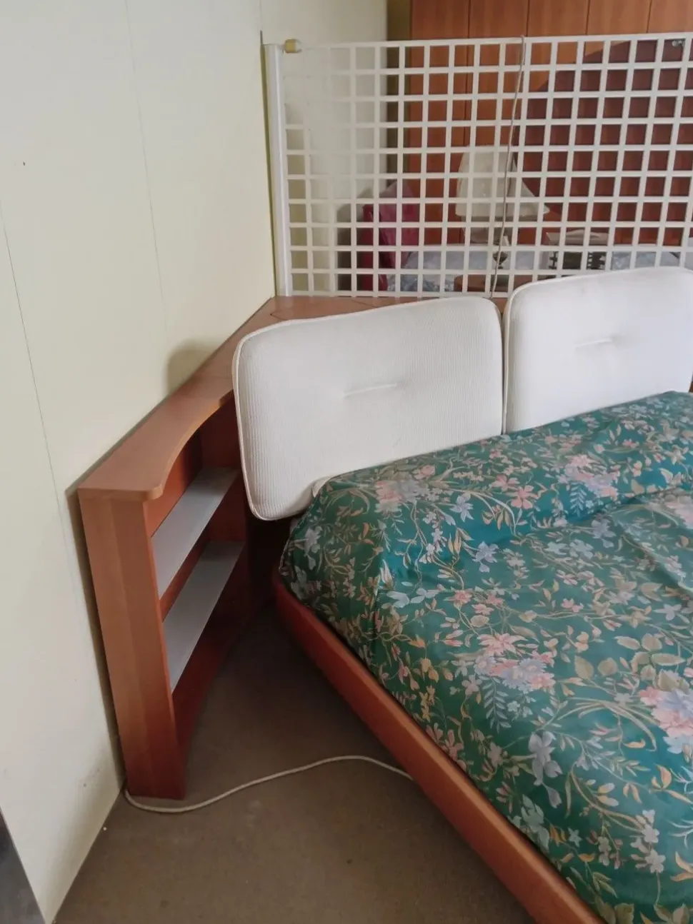 Letto imbottito a scomparsa Letto carillion girevole Feg a prezzo ribassato