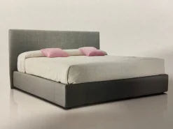 Letto imbottito con contenitore Dotty Collezione esclusiva a prezzo ribassato