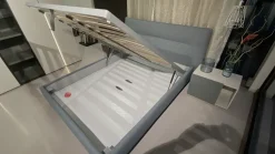 Letto imbottito con contenitore Cut Samoa a prezzo scontato