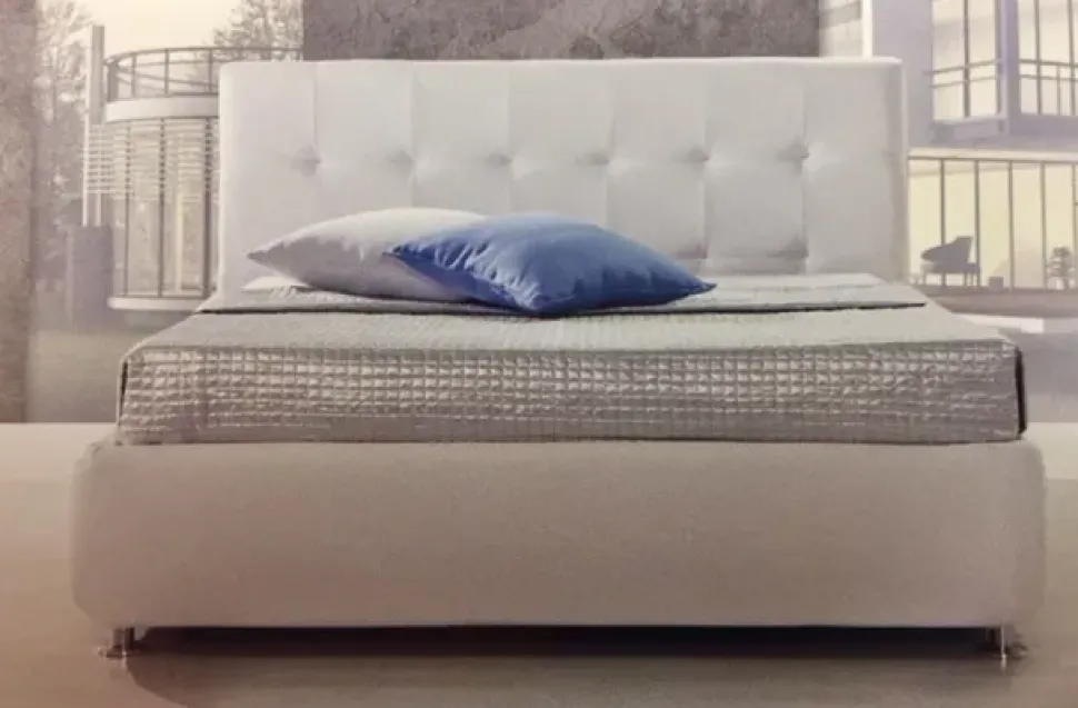 Letto imbottito con contenitore Domino - matrimoniale Artigianale a prezzo ribassato