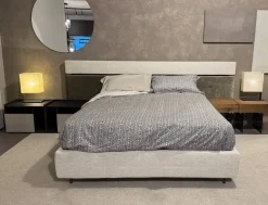 Letto imbottito con contenitore Infinito Twils a prezzo ribassato