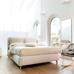 Letto imbottito con contenitore Hello Noctis a prezzo ribassato