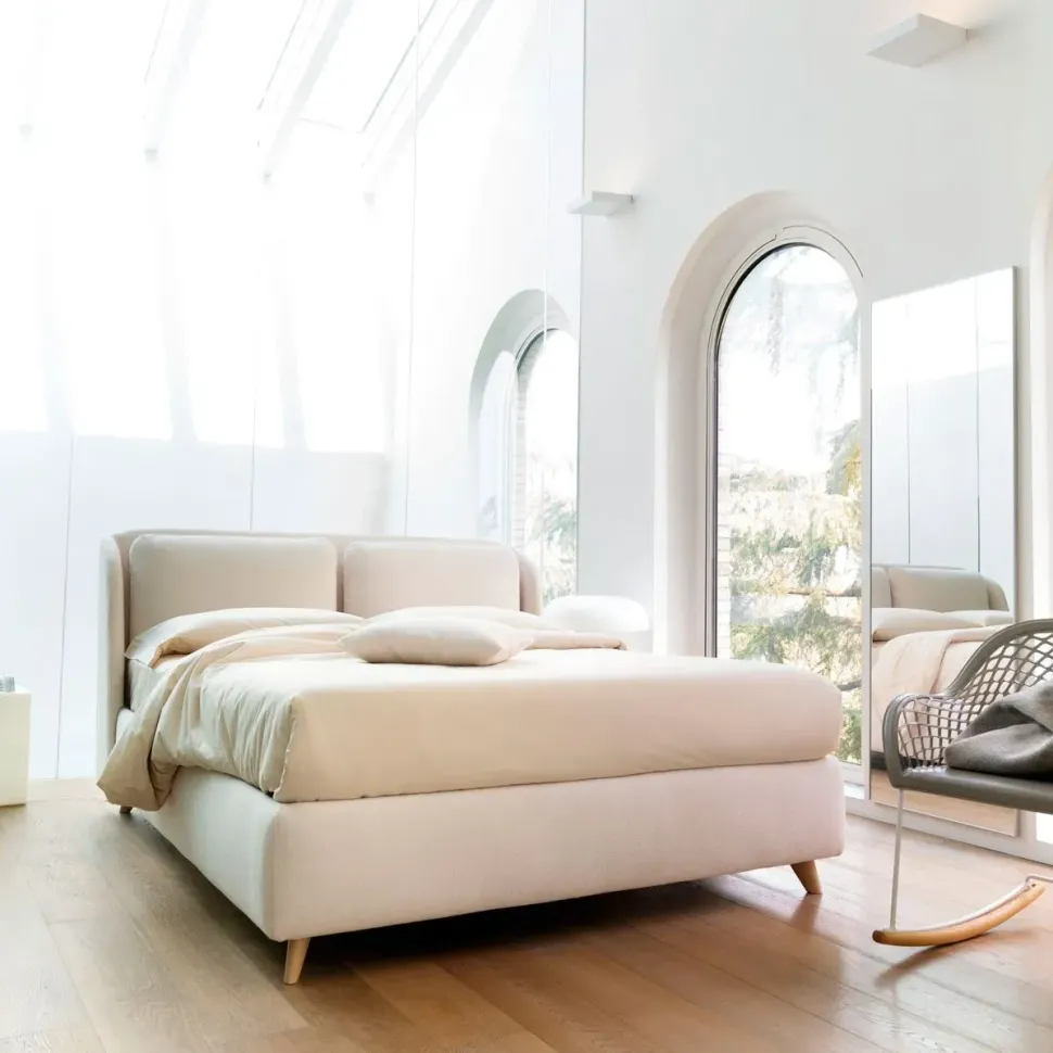 Letto imbottito con contenitore Hello Noctis a prezzo ribassato