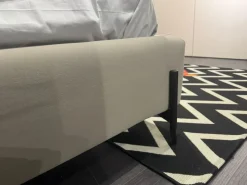 Letto imbottito con contenitore Set Bside a prezzo scontato