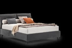 Letto imbottito con contenitore River V&nice a prezzo ribassato