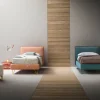 Letto imbottito con contenitore Piping Samoa a prezzo ribassato