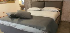 Letto imbottito con contenitore So pop motorizzato Noctis a prezzo ribassato