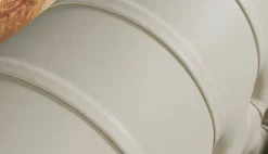 Letto imbottito con giroletto London Lettissimi a prezzo scontato